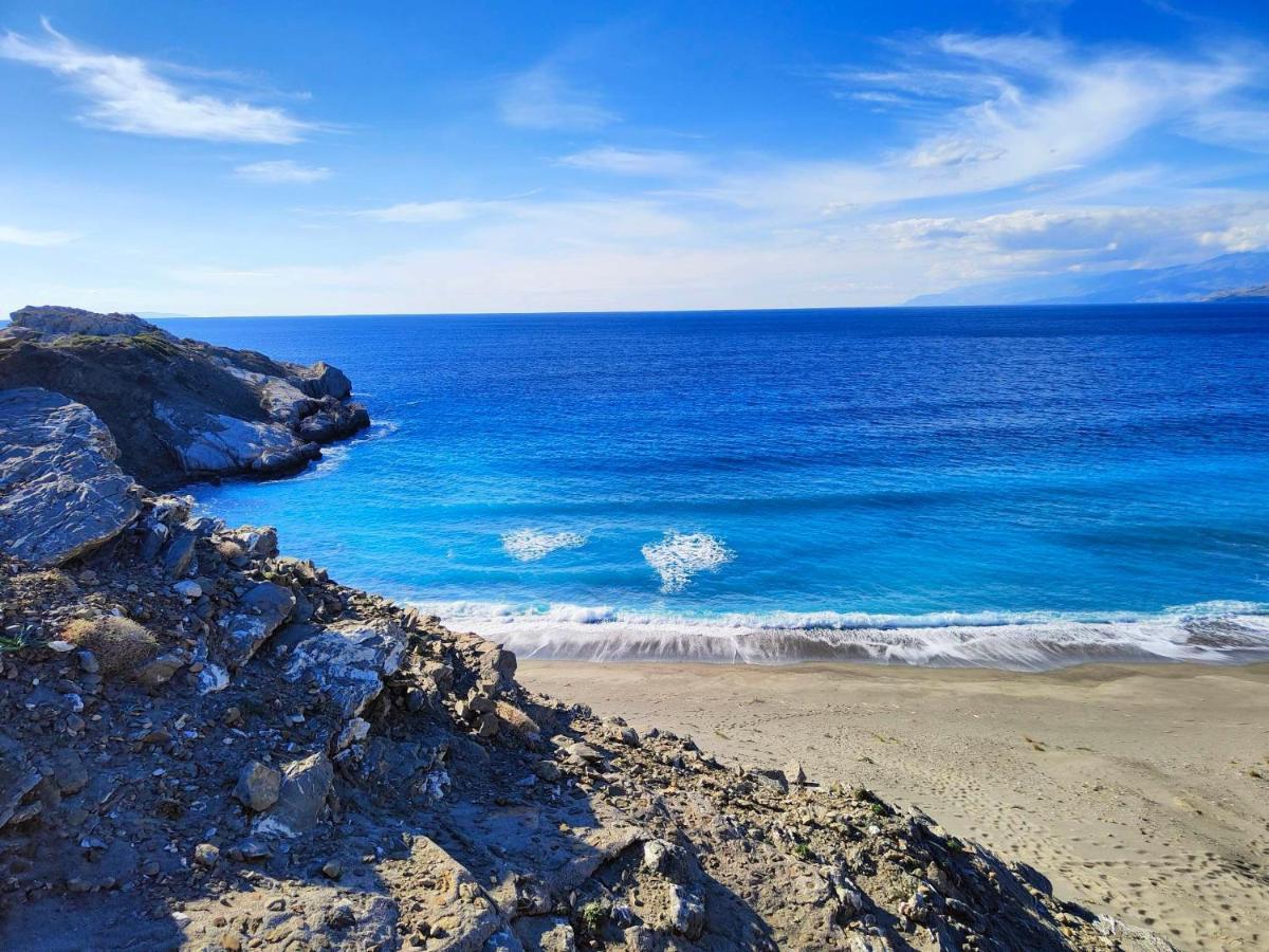 Vila Apostolis Агиос-Павлос Экстерьер фото